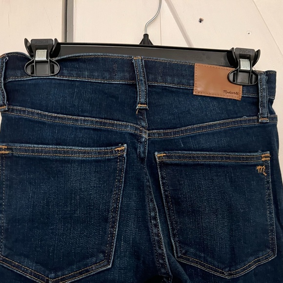 Madewell Jeans
10” High-Rise Skinny
Size 25
Color: Blue - Picture 3 of 6